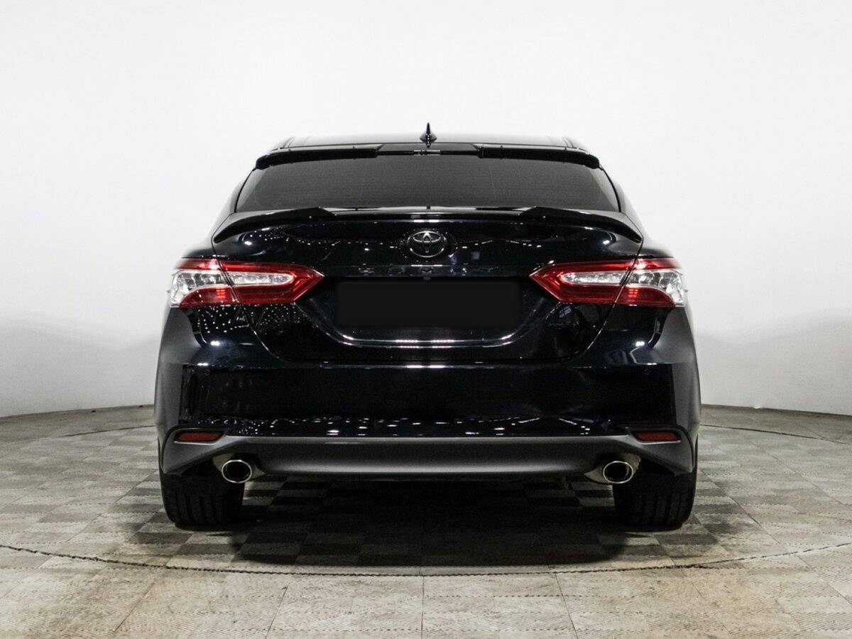 Toyota Camry 2018 года с пробегом. Фото: #5