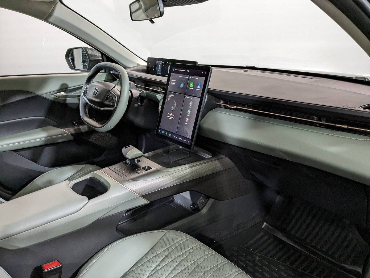 Changan Lamore 2023 года с пробегом. Фото: #12