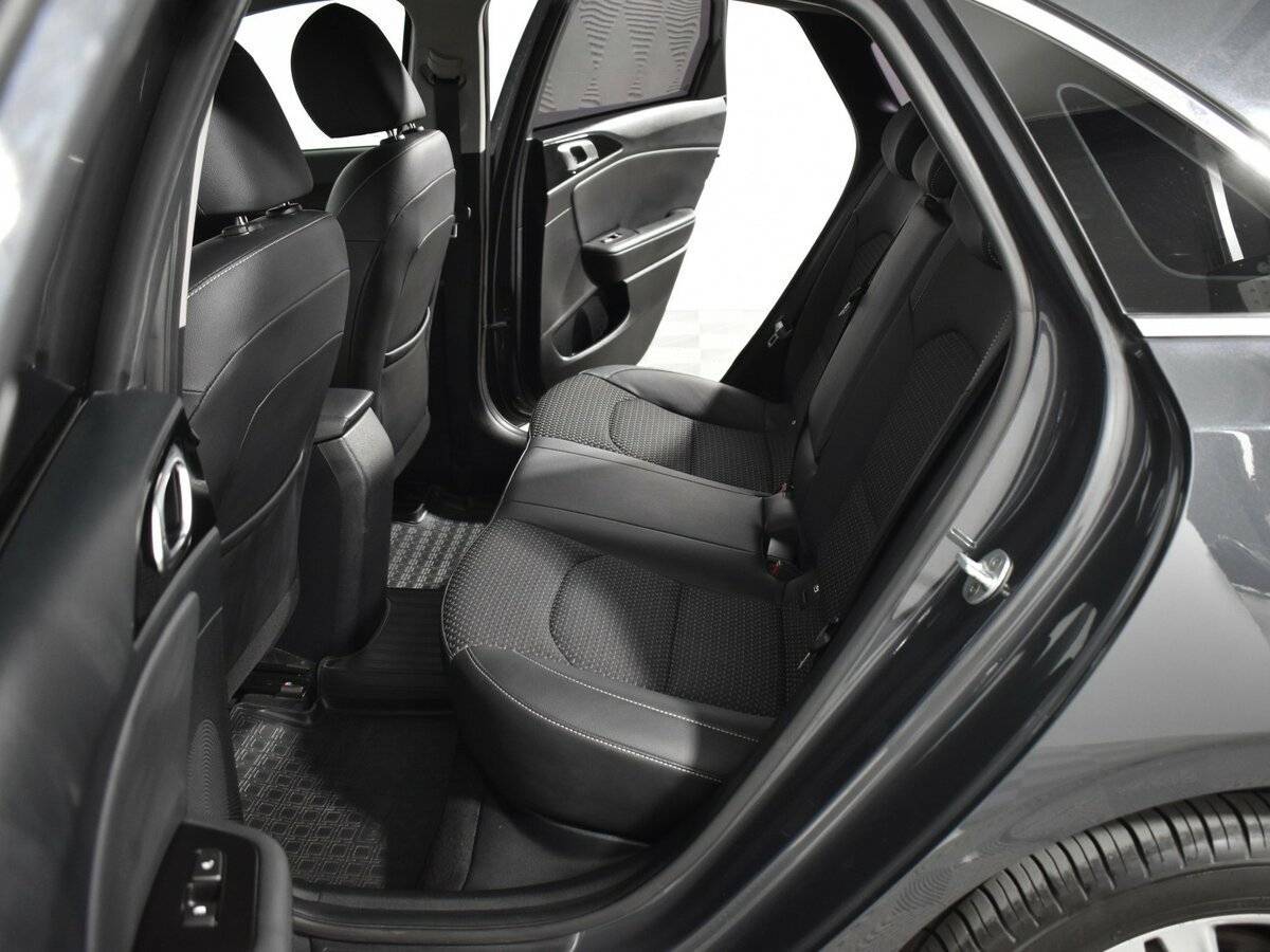 Kia Ceed 2019 года с пробегом. Фото: #11