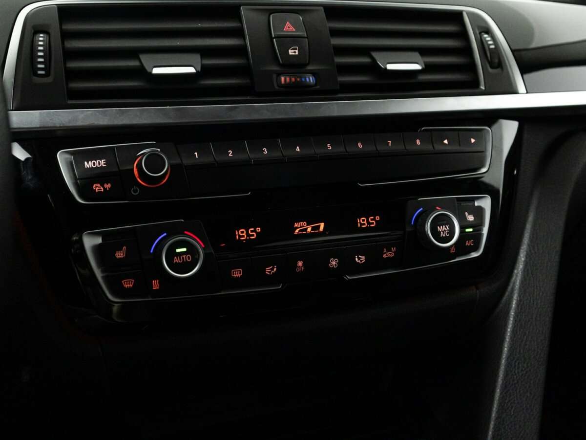 BMW 3 серии 2017 года с пробегом. Фото: #15