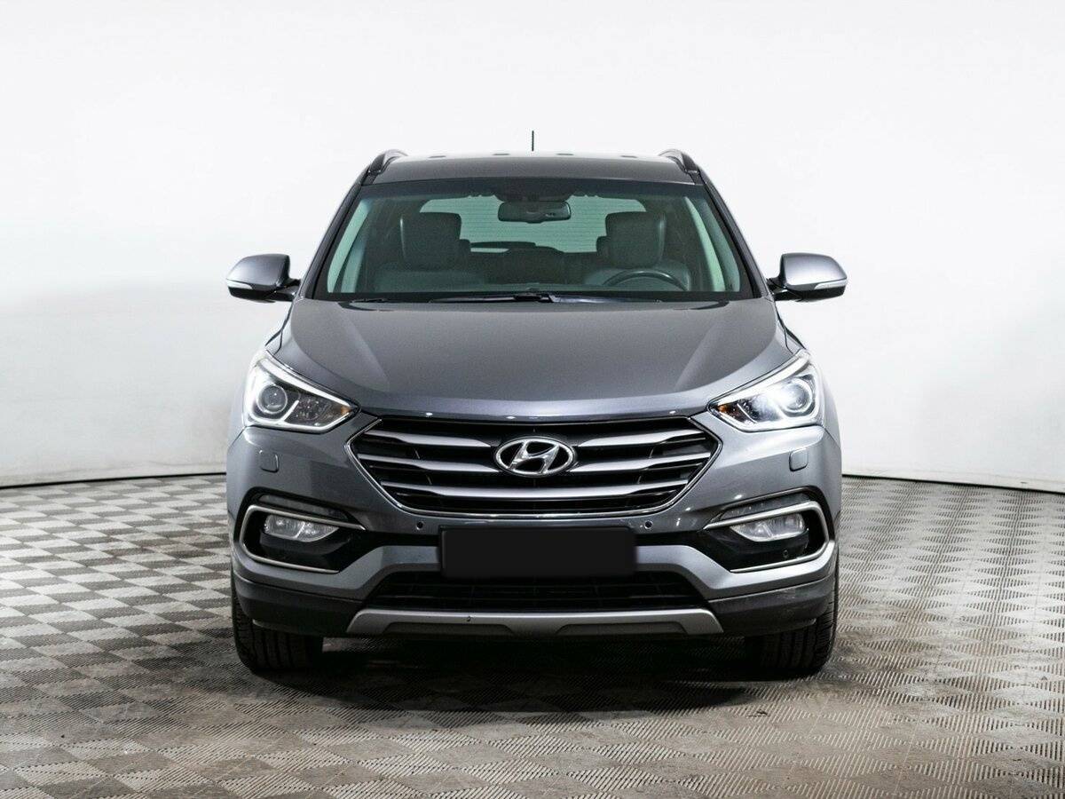 Hyundai Santa Fe 2016 года с пробегом. Фото: #1