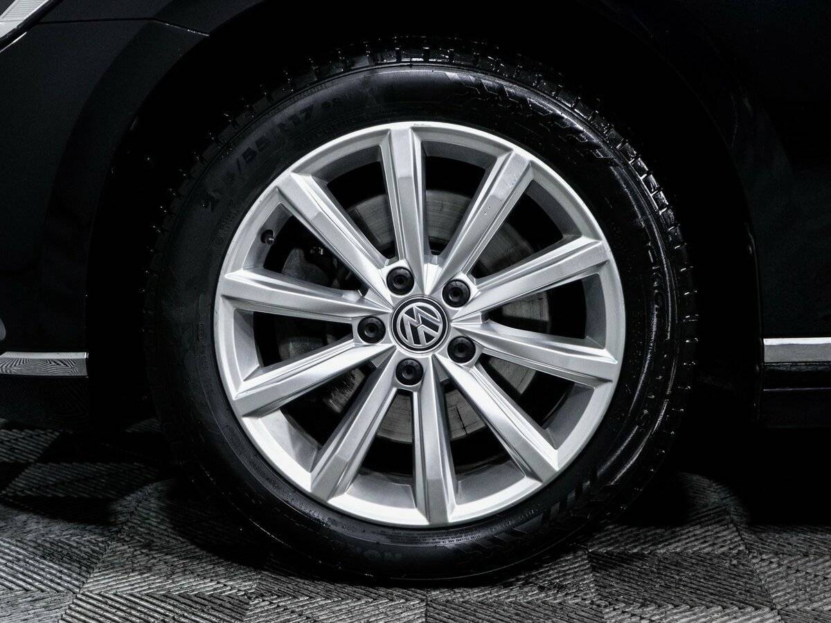 Volkswagen Passat 2019 года с пробегом. Фото: #14