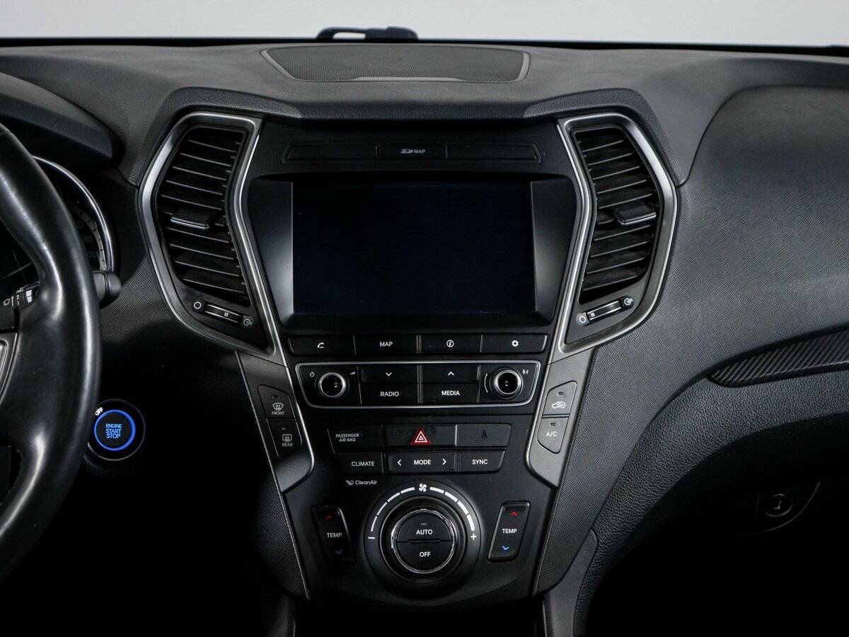 Hyundai Santa Fe 2017 года с пробегом. Фото: #12