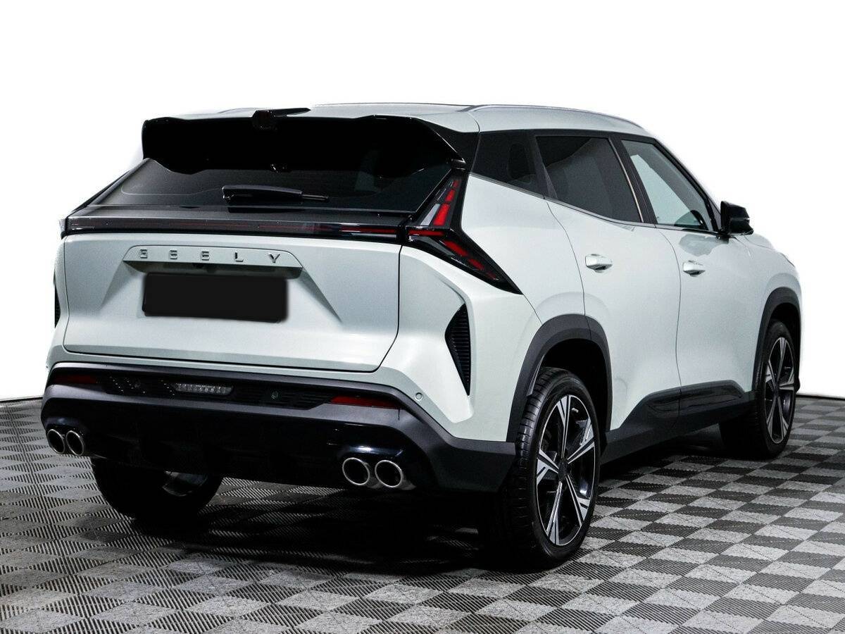 Geely Atlas 2023 года с пробегом. Фото: #4