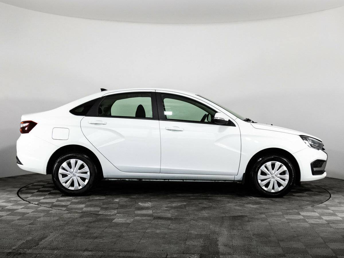 Lada (ВАЗ) Vesta 2024 года с пробегом. Фото: #3