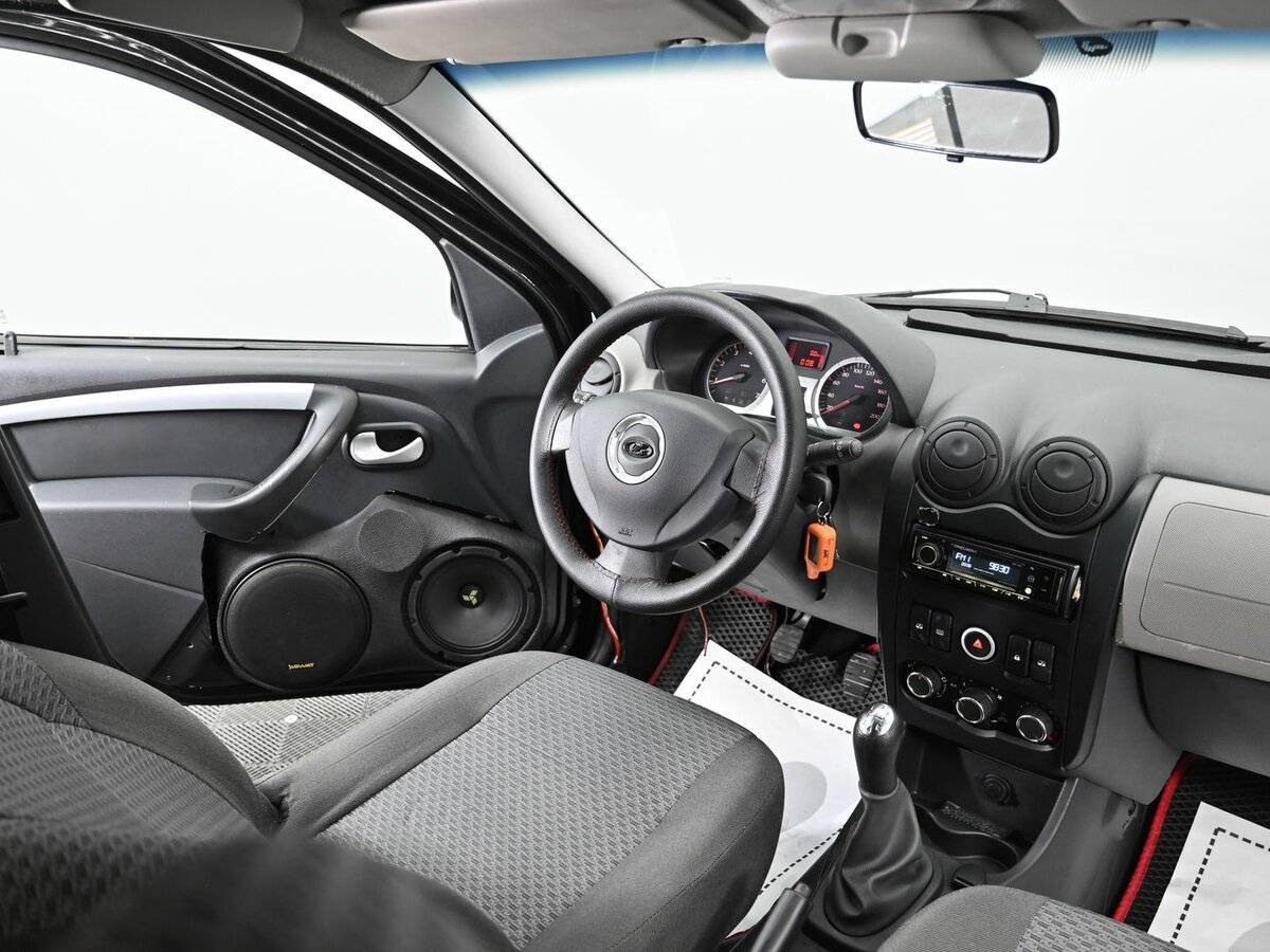 Lada (ВАЗ) Largus 2015 года с пробегом. Фото: #9