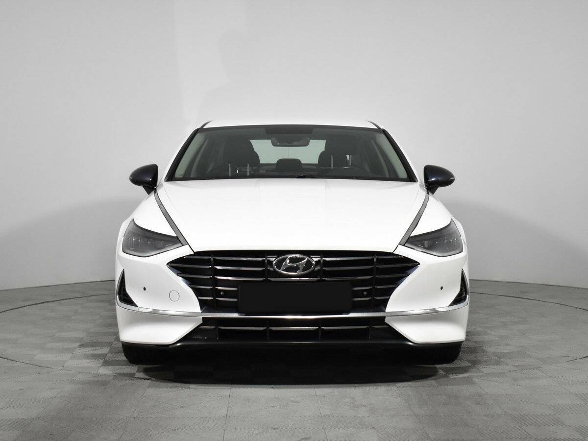 Hyundai Sonata 2020 года с пробегом. Фото: #1