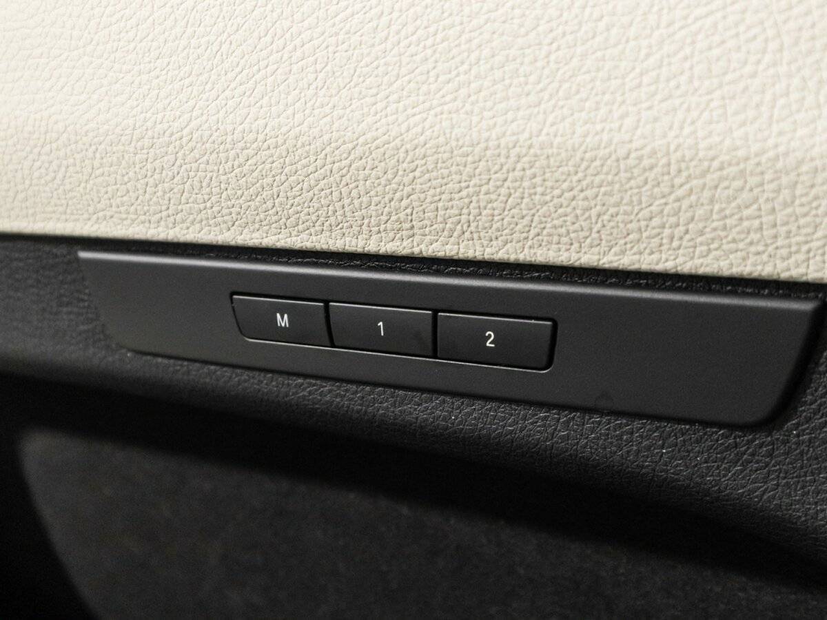 BMW 5 серии 2014 года с пробегом. Фото: #17