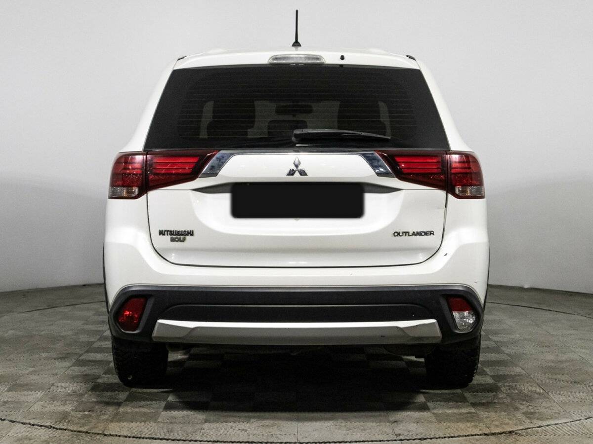 Mitsubishi Outlander 2016 года с пробегом. Фото: #5