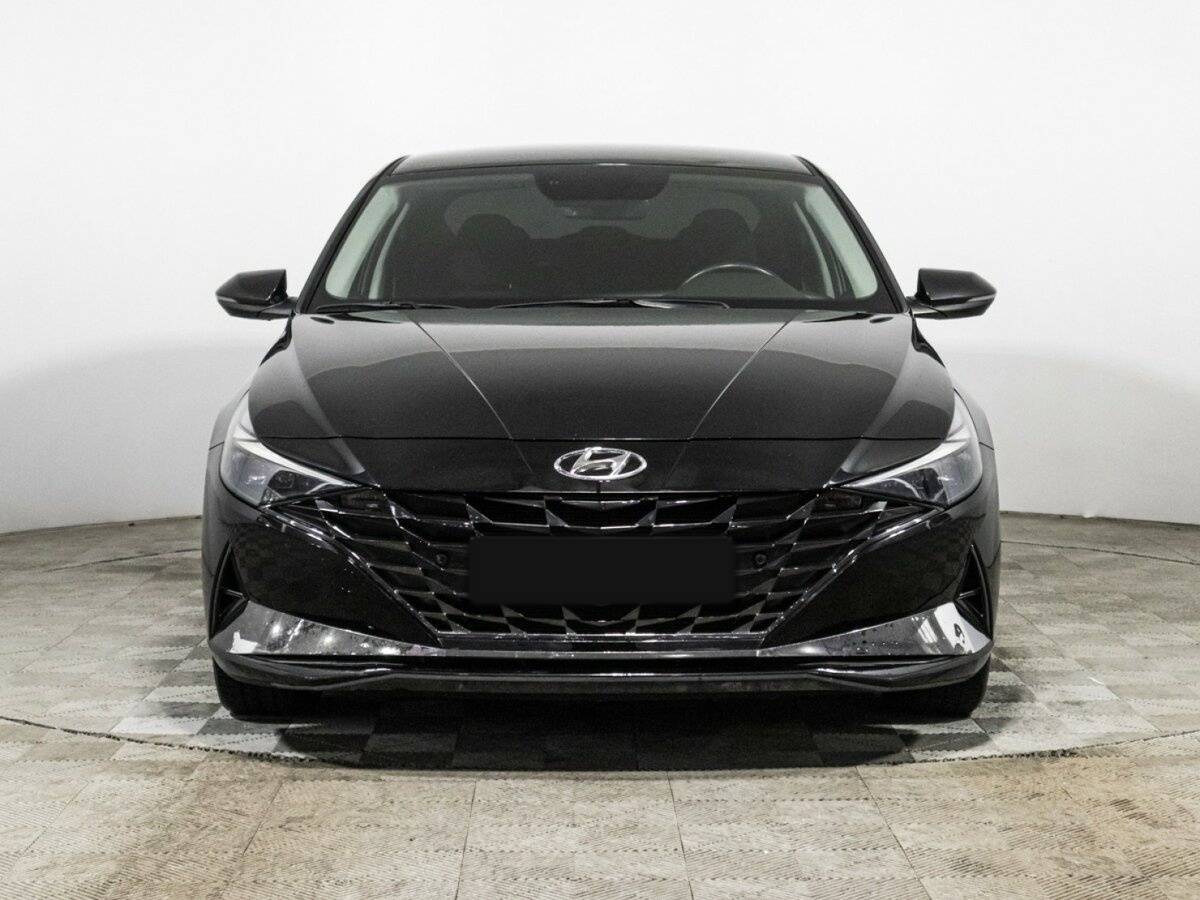 Hyundai Elantra 2021 года с пробегом. Фото: #1