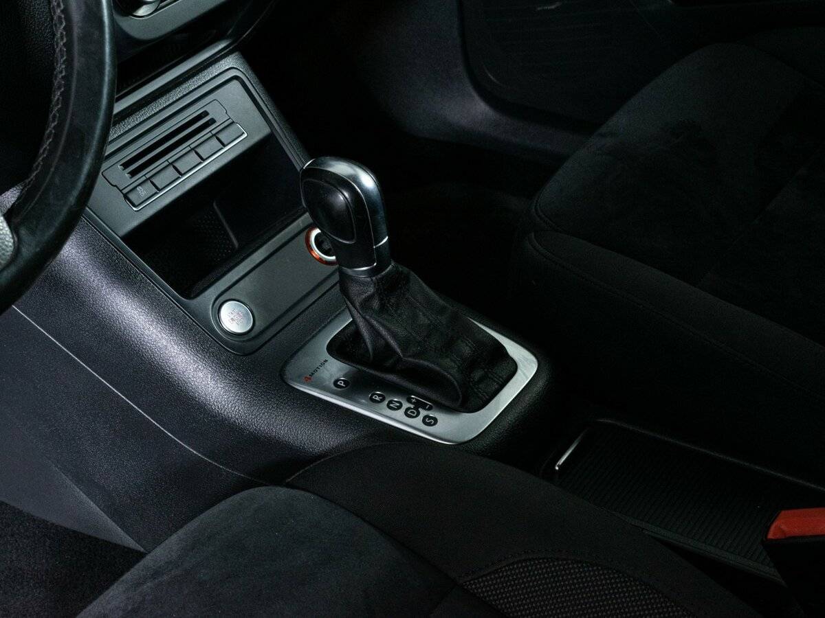 Volkswagen Tiguan 2013 года с пробегом. Фото: #14