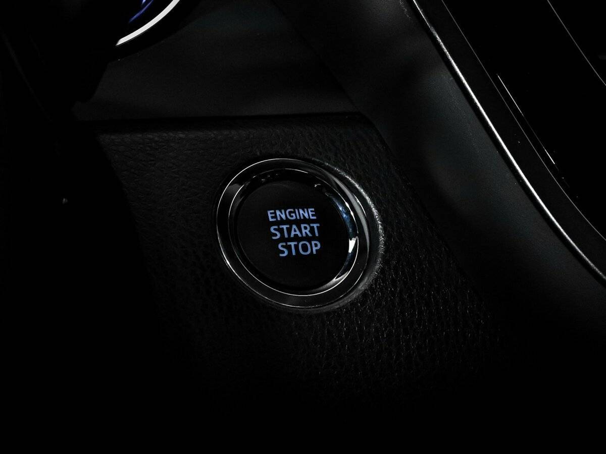 Toyota Camry 2021 года с пробегом. Фото: #19