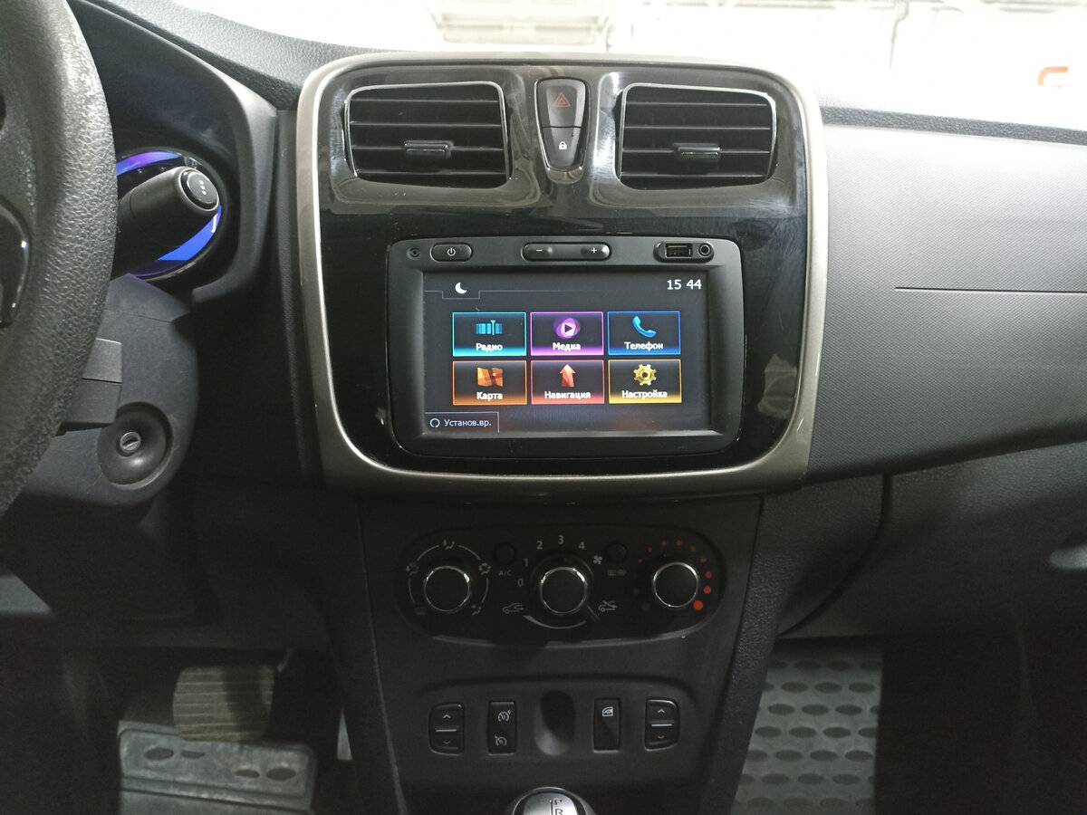 Renault Logan 2017 года с пробегом. Фото: #14