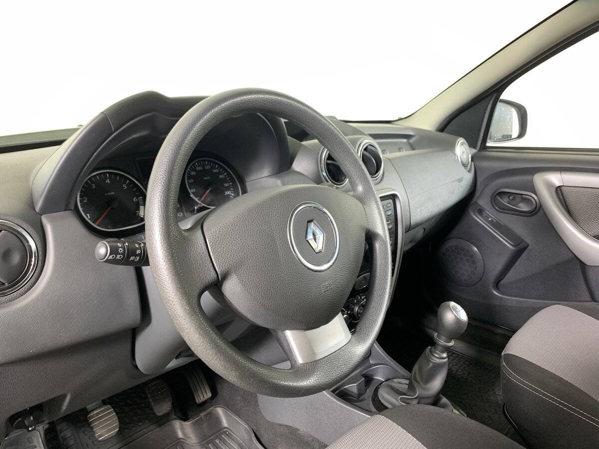 Renault Duster 2013 года с пробегом. Фото: #10
