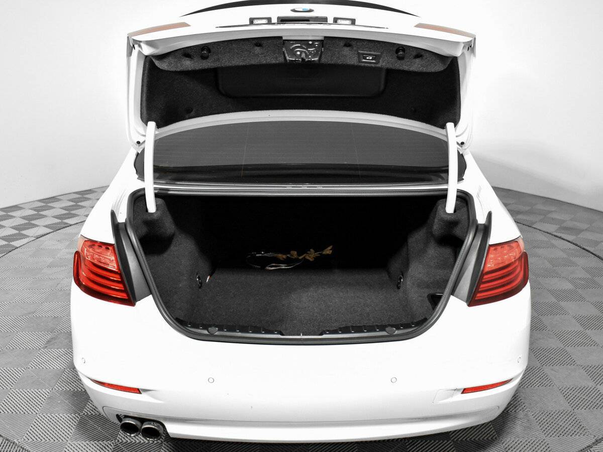 BMW 5 серии 2013 года с пробегом. Фото: #19