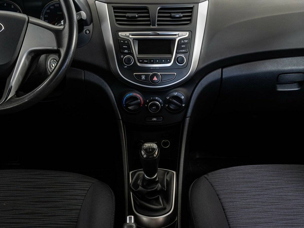 Б/У Хендай Солярис 2016 года. Фото: #8