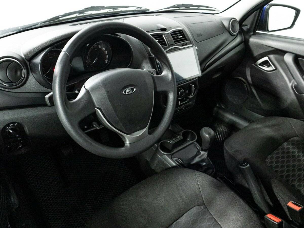 Б/У Лада (ВАЗ) Гранта 2022 года. Фото: #10