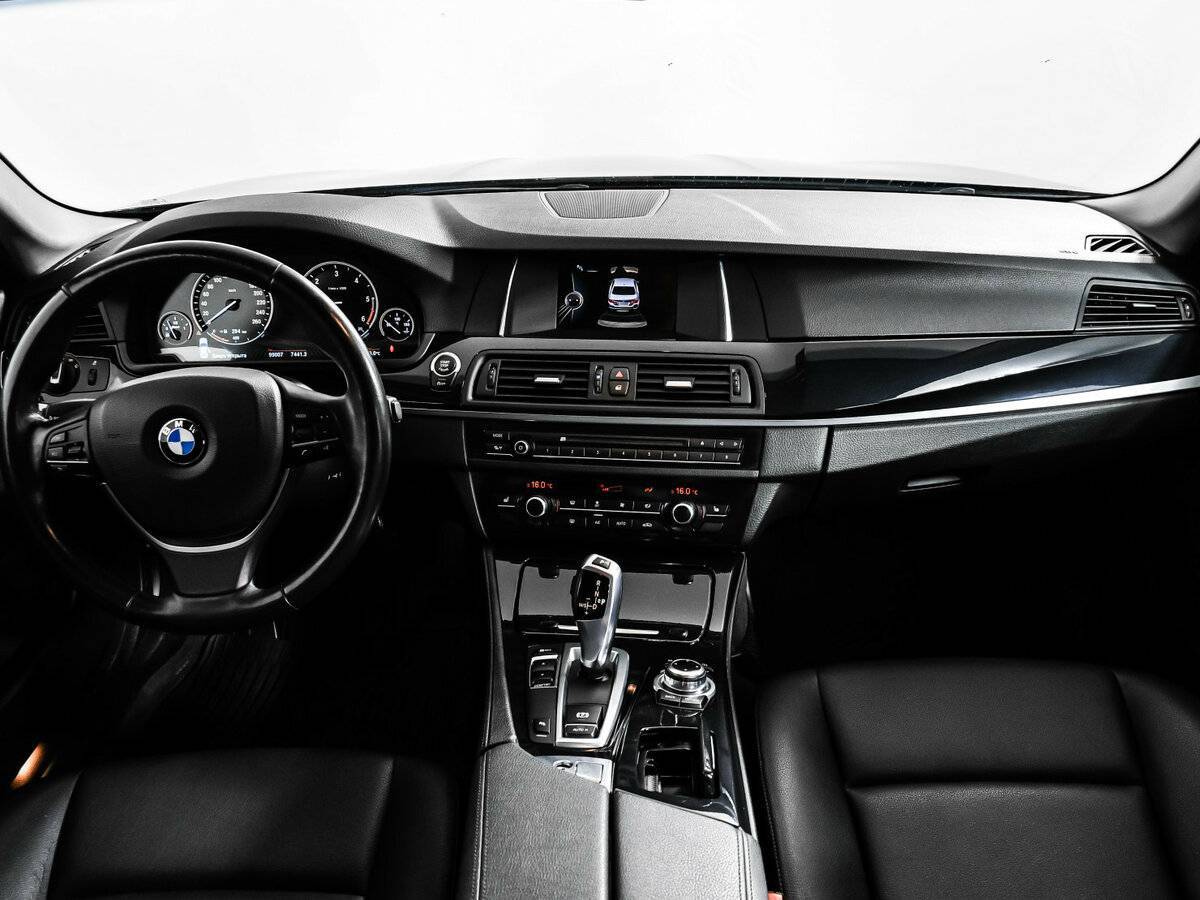 BMW 5 серии 2016 года с пробегом. Фото: #10