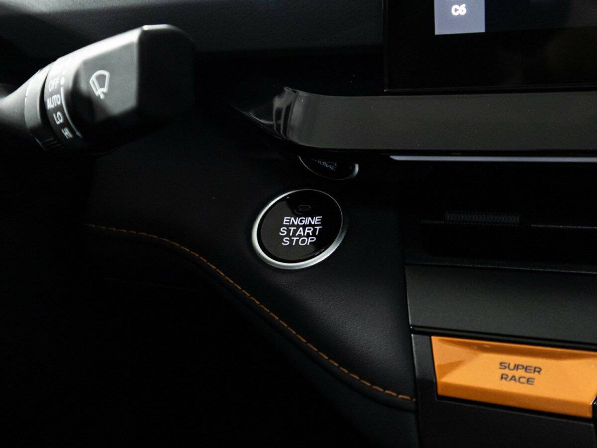 Changan UNI-V 2023 года с пробегом. Фото: #18