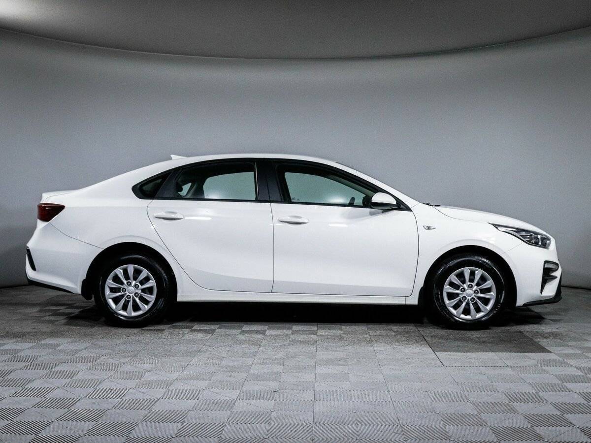 Kia Cerato 2020 года с пробегом. Фото: #3