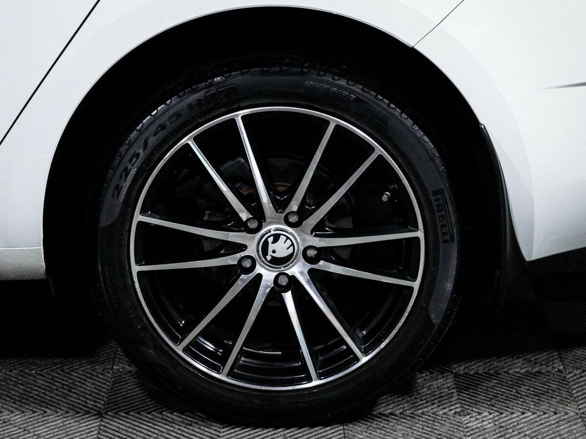 Skoda Octavia 2019 года с пробегом. Фото: #14