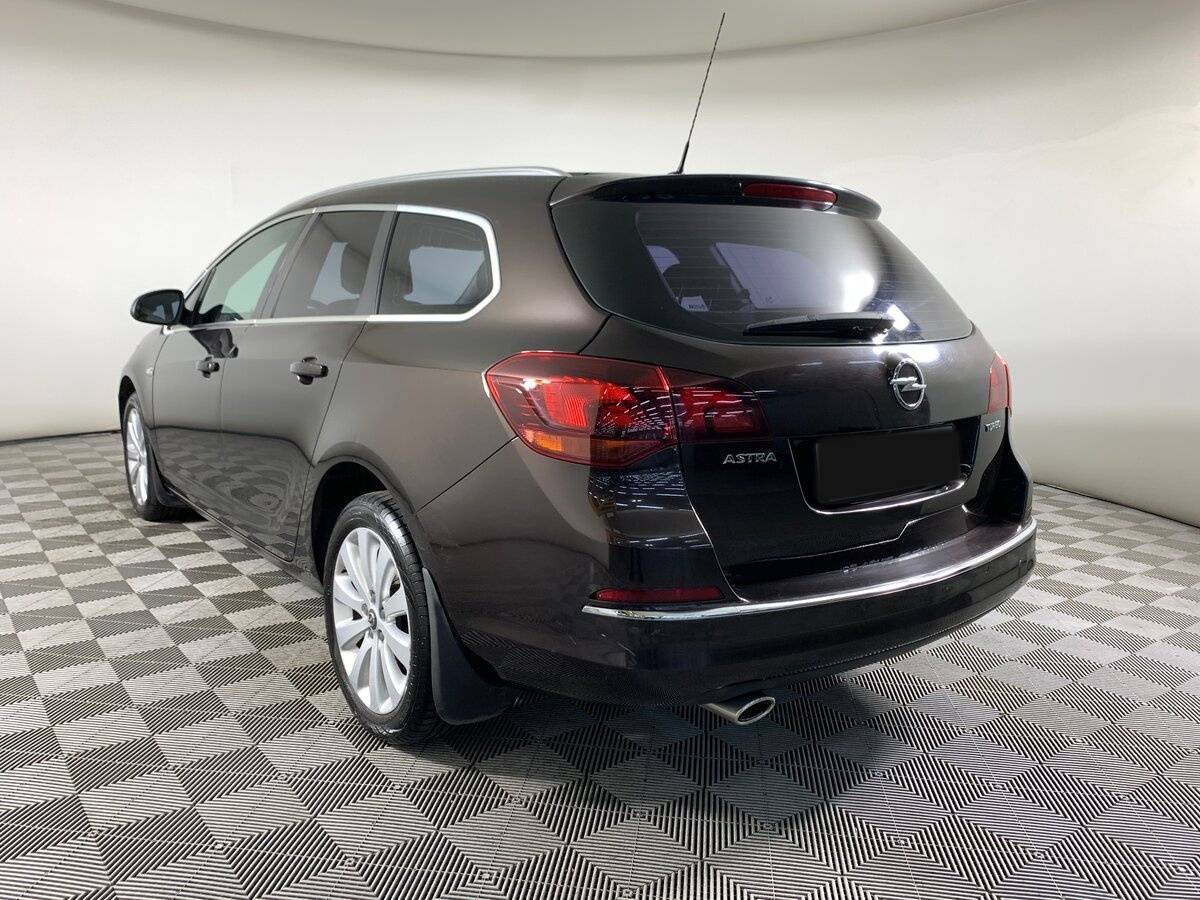 Opel Astra 2014 года с пробегом. Фото: #6