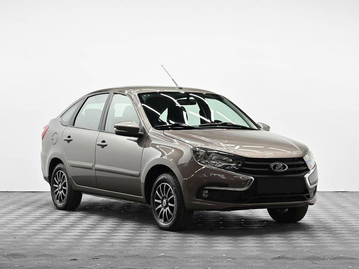 Lada (ВАЗ) Granta 2019 года с пробегом. Фото: #1