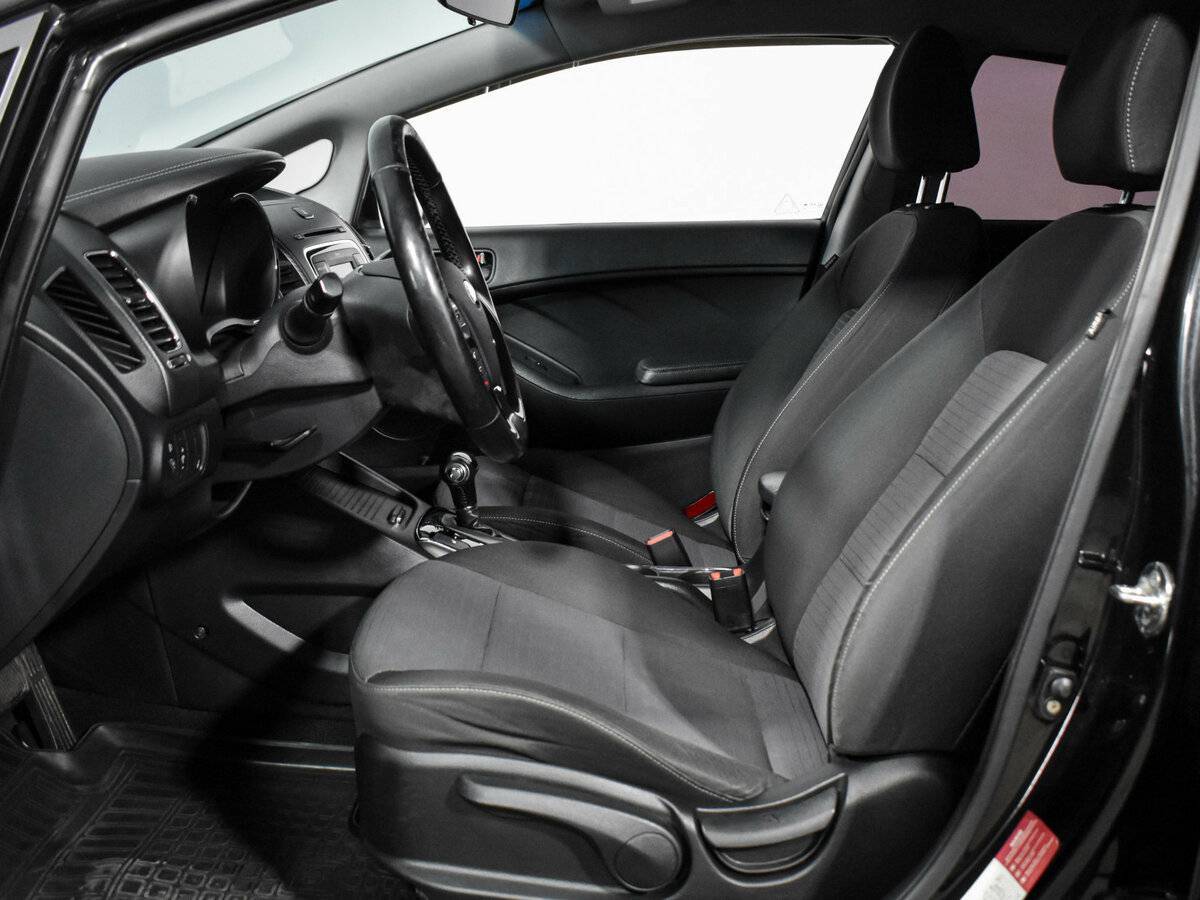 Kia Cerato 2018 года с пробегом. Фото: #9