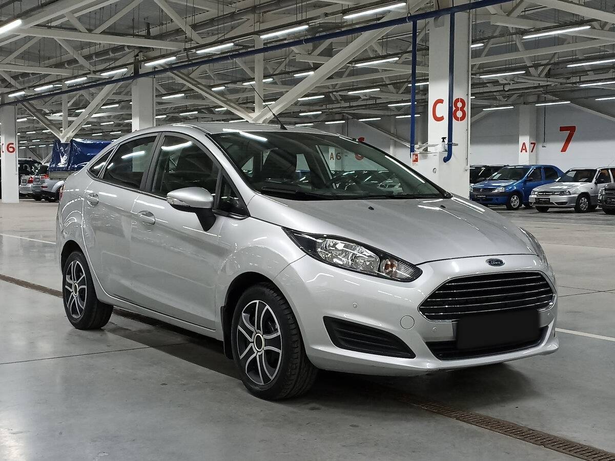 Ford Fiesta 2015 года с пробегом. Фото: #2