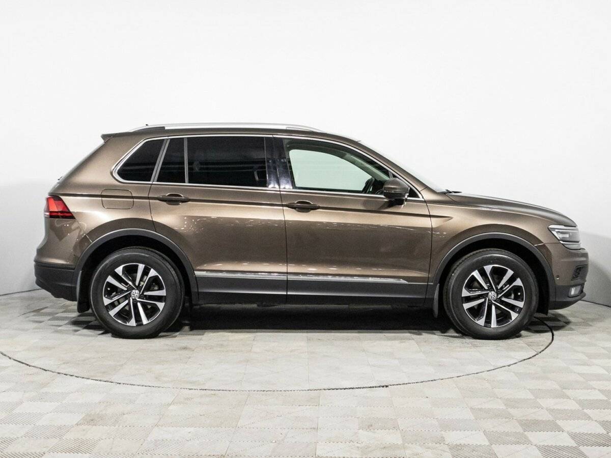 Volkswagen Tiguan 2019 года с пробегом. Фото: #3
