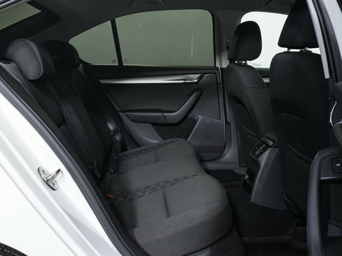 Skoda Octavia 2019 года с пробегом. Фото: #11