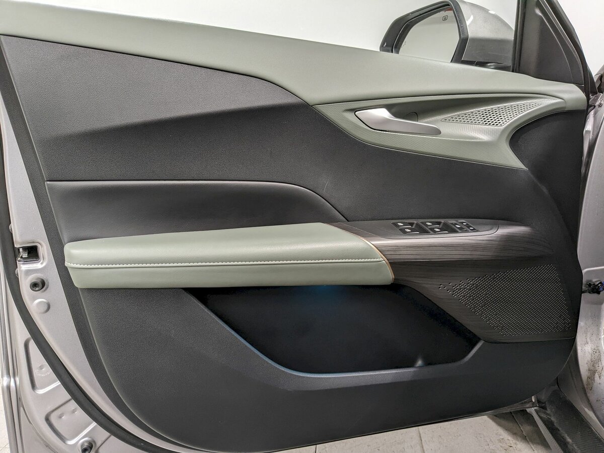 Changan Lamore 2023 года с пробегом. Фото: #9