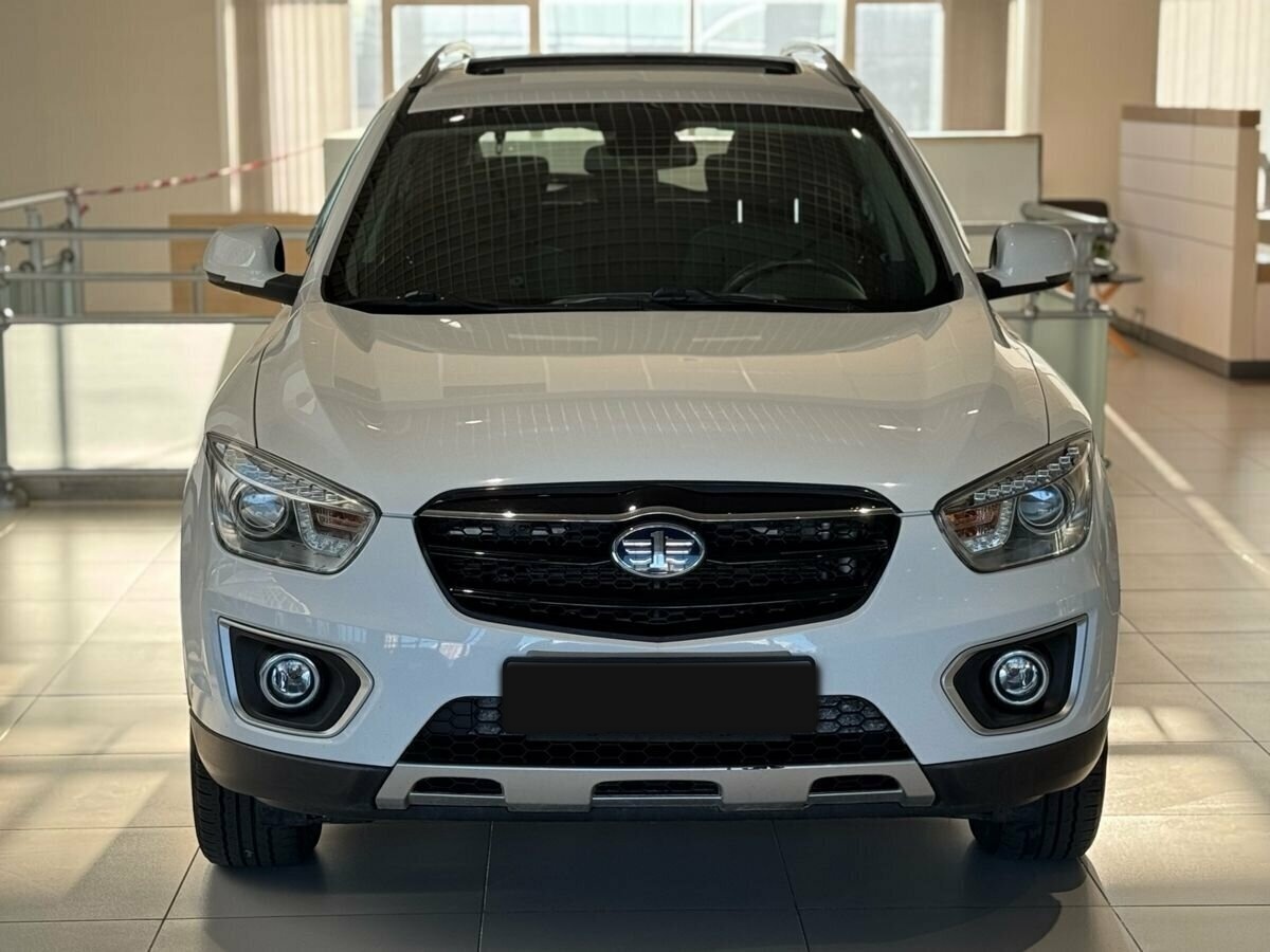 FAW Besturn X80 2017 года с пробегом. Фото: #1