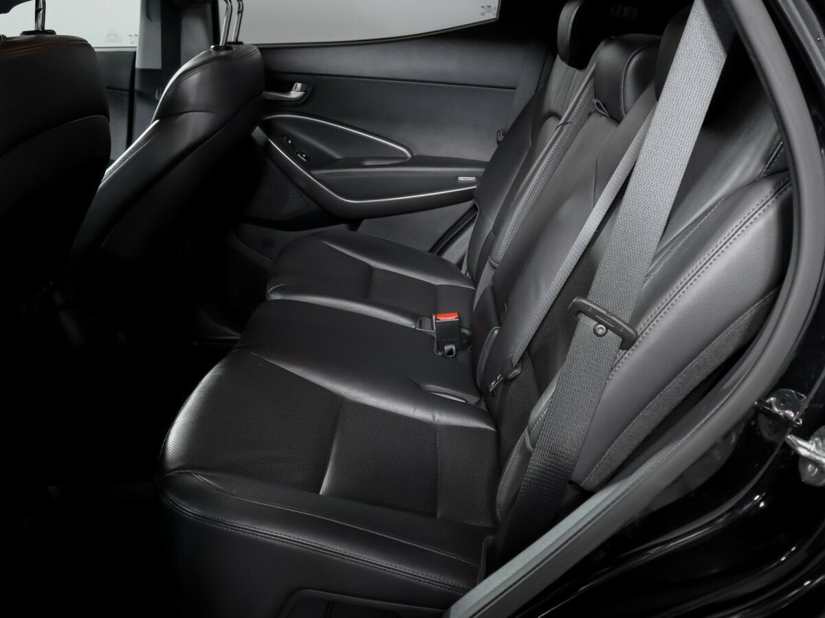 Hyundai Santa Fe 2015 года с пробегом. Фото: #7