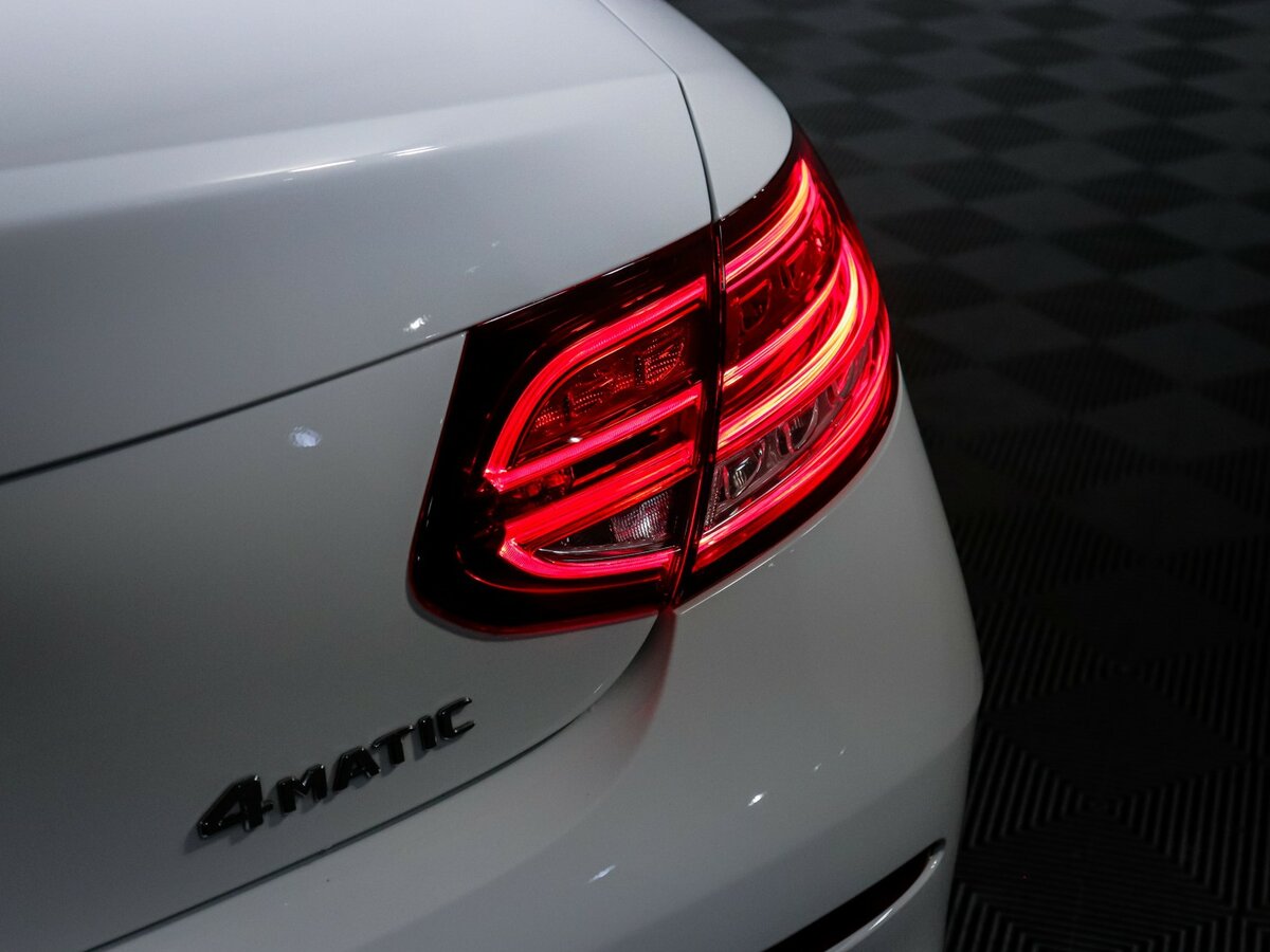 Mercedes-Benz C-Класс 2018 года с пробегом. Фото: #19