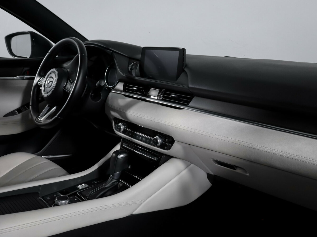 Mazda 6 2020 года с пробегом. Фото: #6