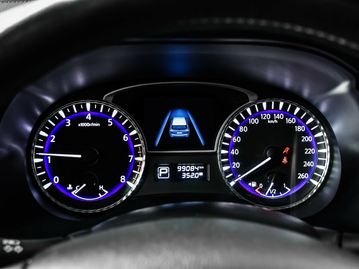 Infiniti QX60 2018 года с пробегом. Фото: #9