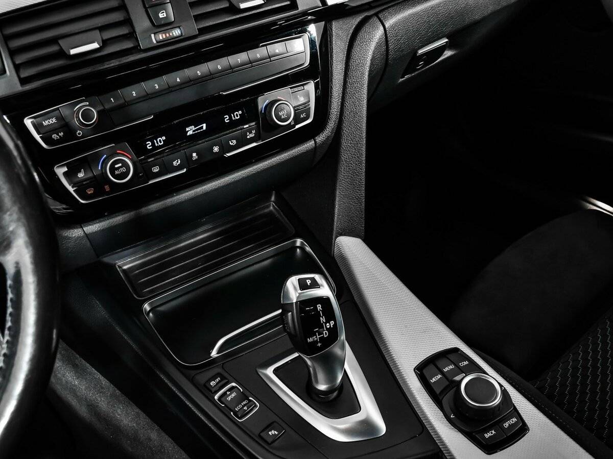 BMW 3 серии 2017 года с пробегом. Фото: #14