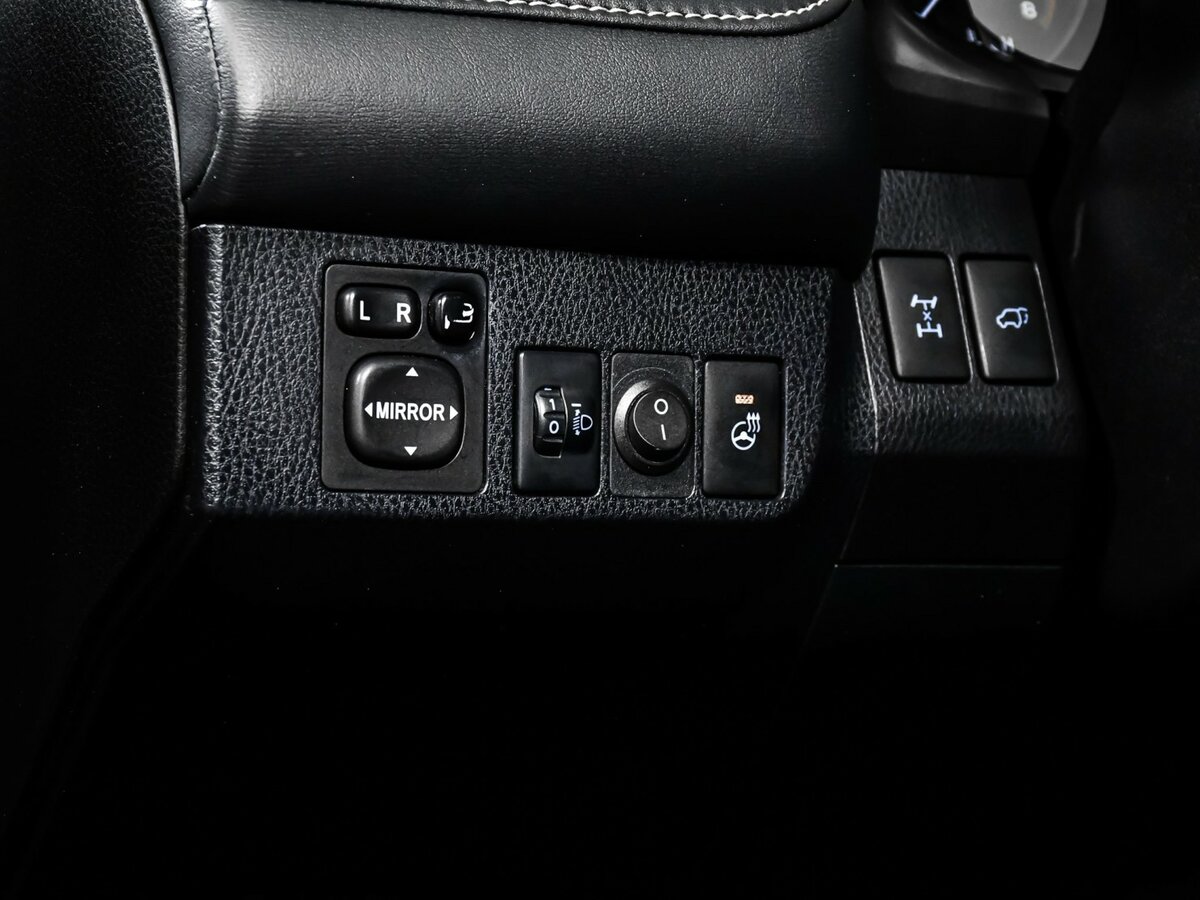 Toyota RAV4 2016 года с пробегом. Фото: #11