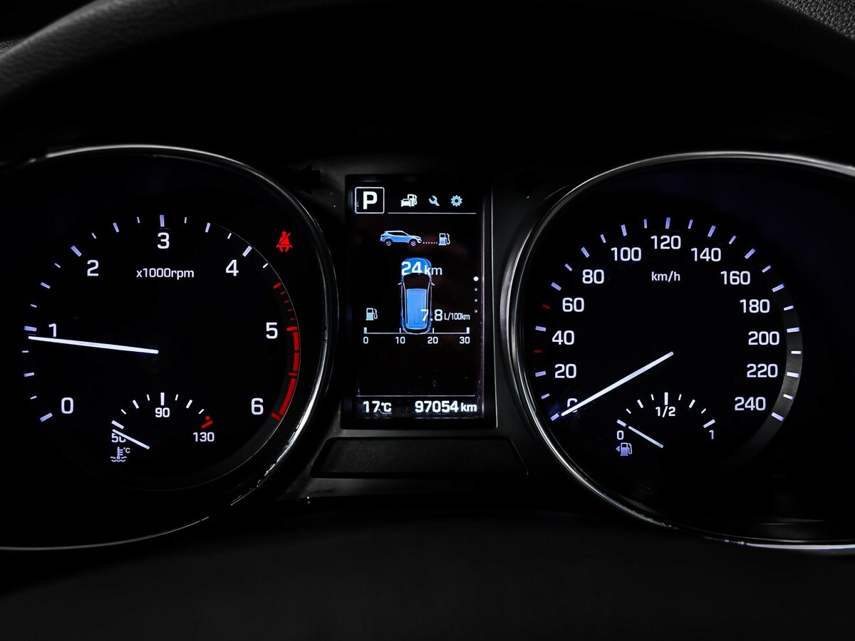 Hyundai Santa Fe 2017 года с пробегом. Фото: #9