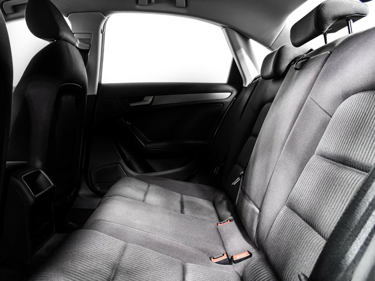 Audi A4 2013 года с пробегом. Фото: #9