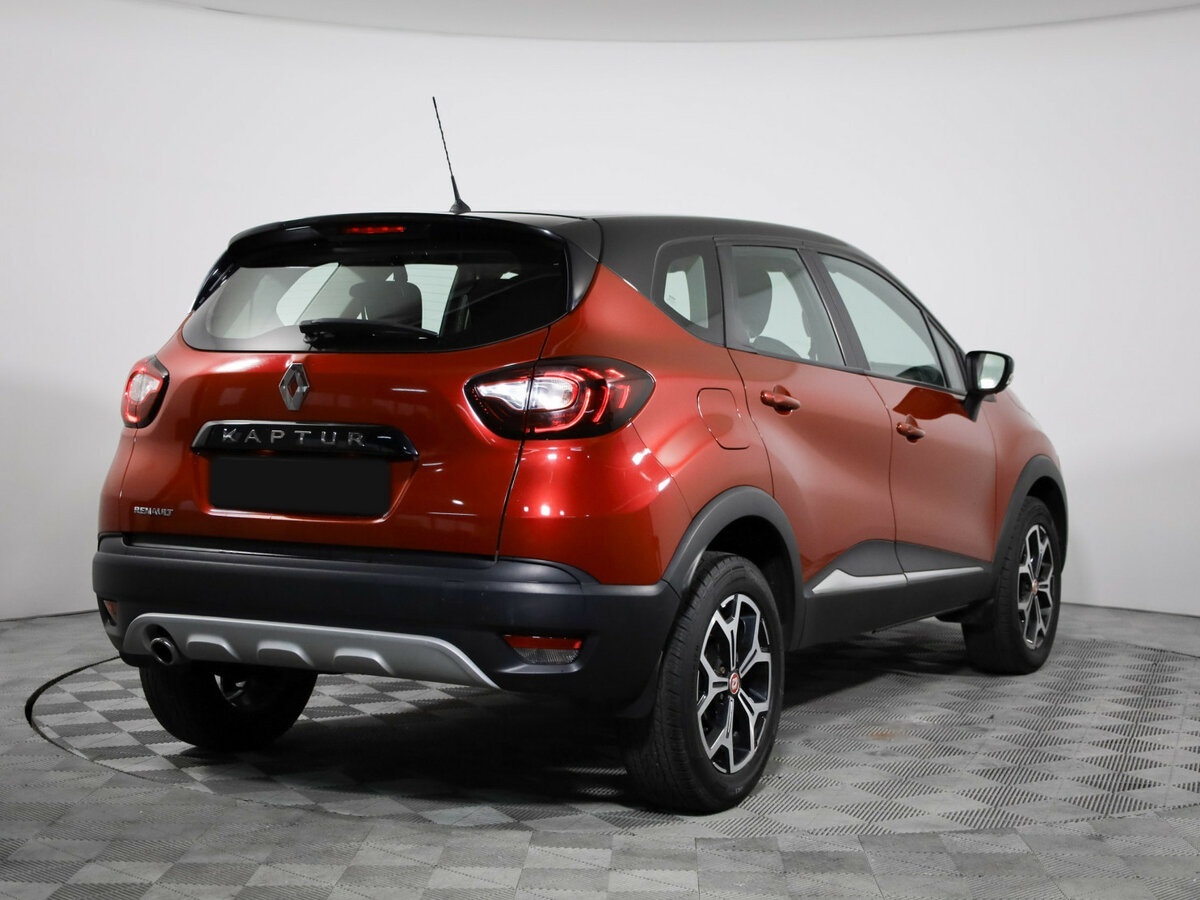 Renault Kaptur 2018 года с пробегом. Фото: #5
