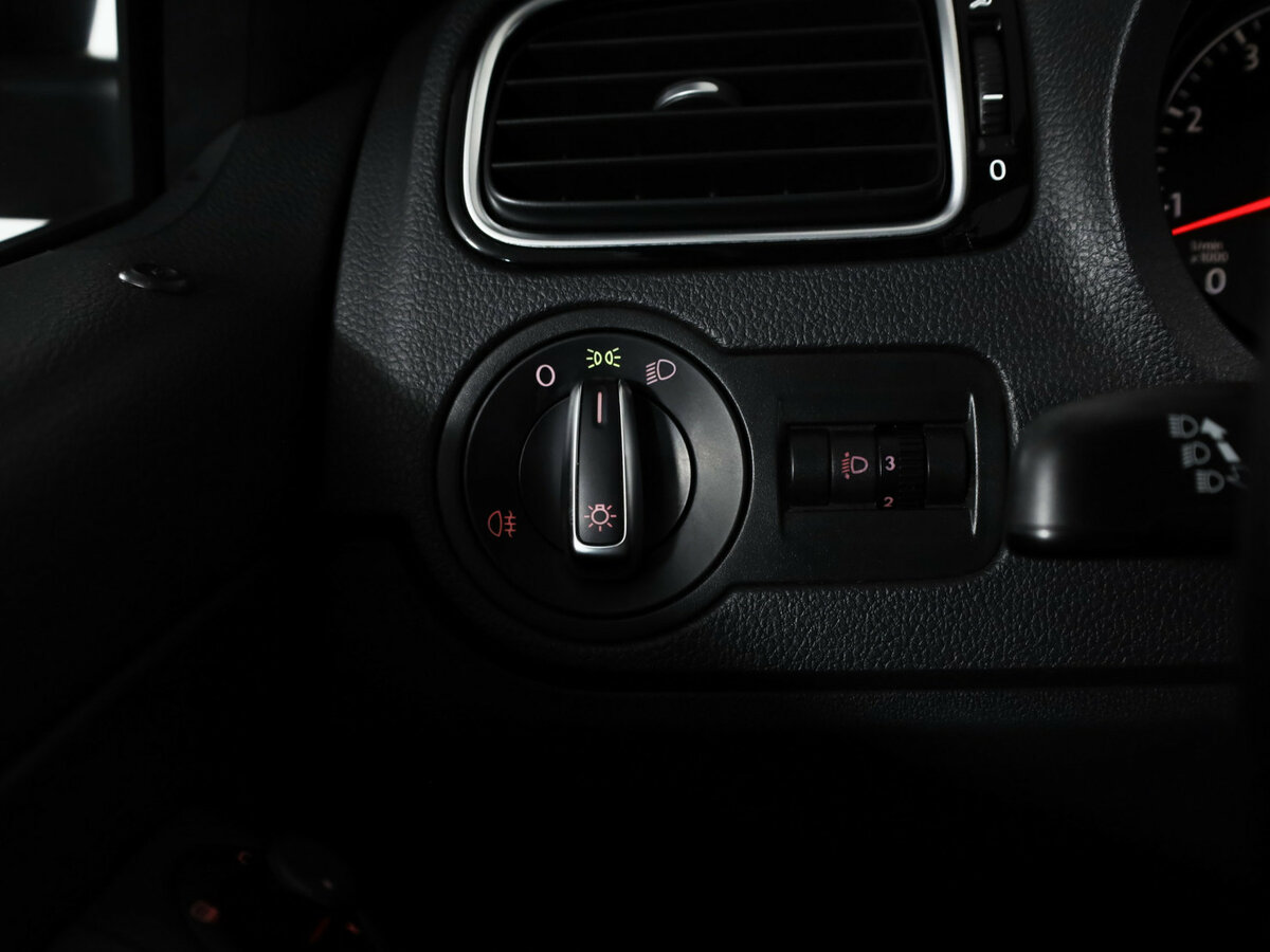 Volkswagen Polo 2017 года с пробегом. Фото: #16