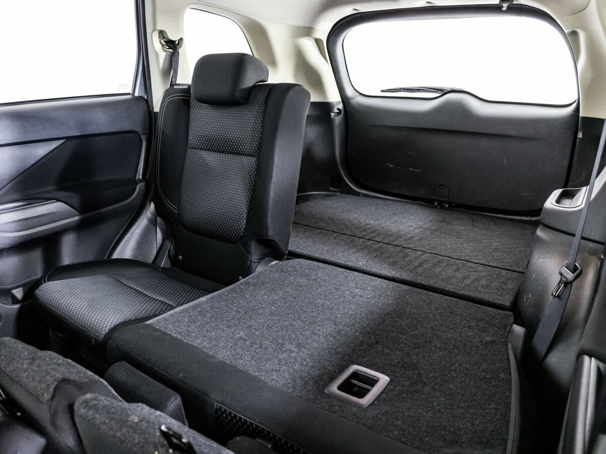 Mitsubishi Outlander 2019 года с пробегом. Фото: #16