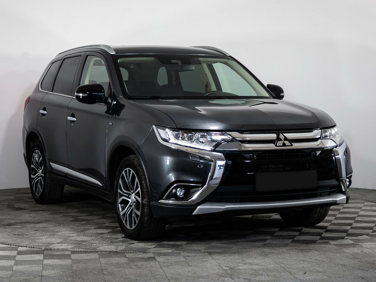 Mitsubishi Outlander 2018 года с пробегом. Фото: #2