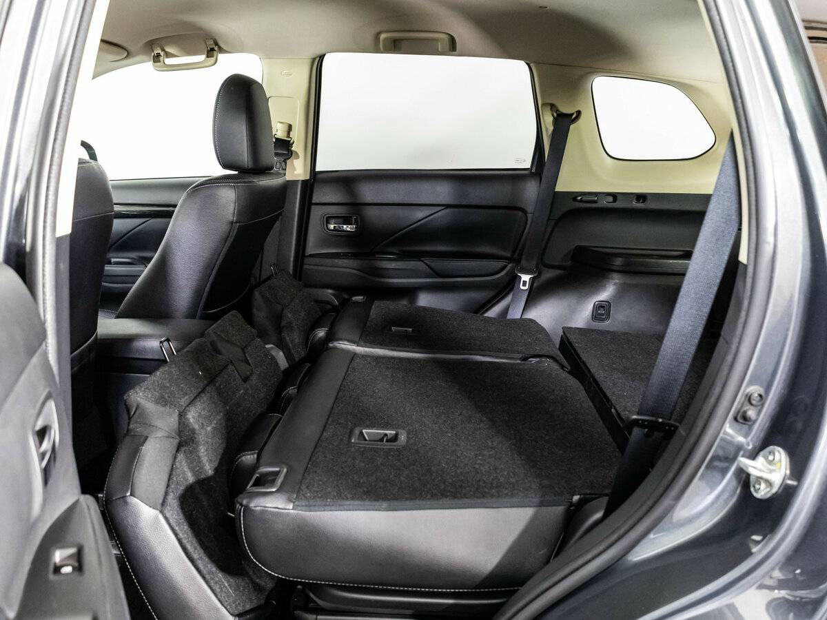 Mitsubishi Outlander 2018 года с пробегом. Фото: #19