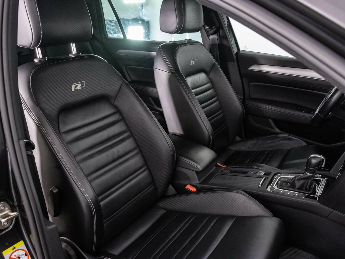 Volkswagen Passat 2018 года с пробегом. Фото: #23