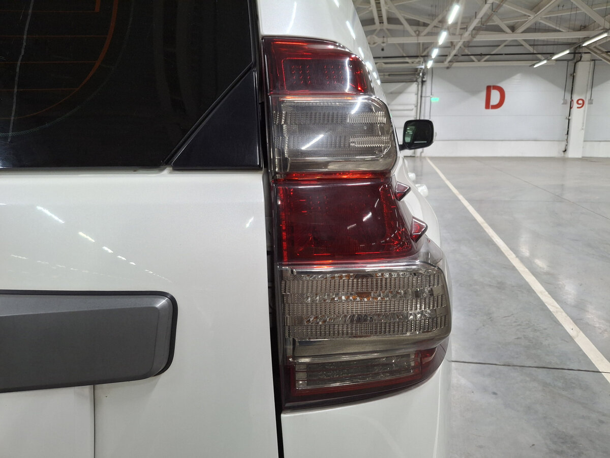 Toyota Land Cruiser Prado 2014 года с пробегом. Фото: #5