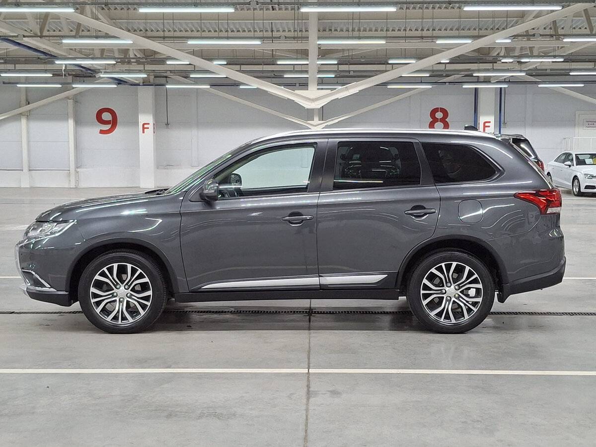 Mitsubishi Outlander 2016 года с пробегом. Фото: #7