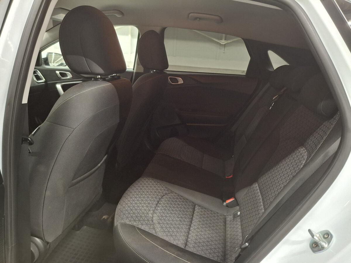 Kia Ceed 2019 года с пробегом. Фото: #11